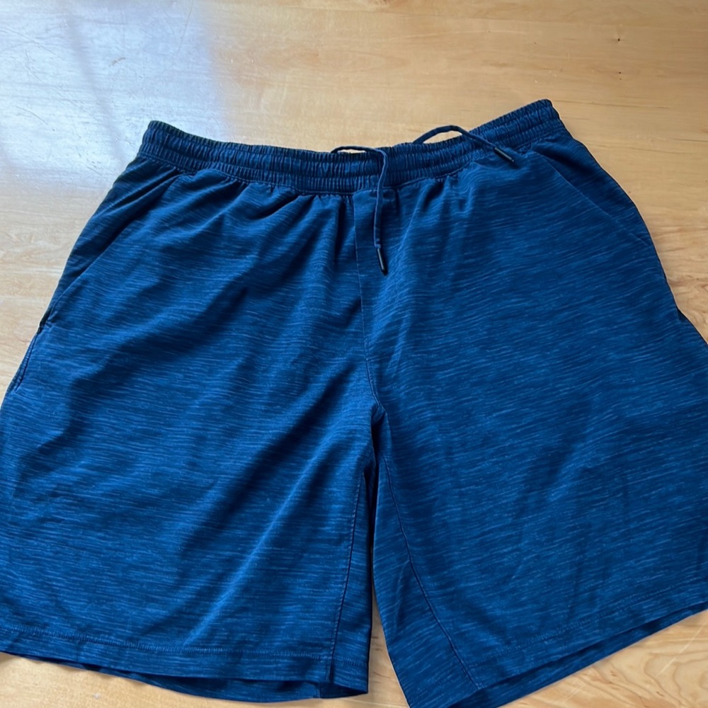 Men’s blue lululemon shorts